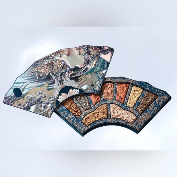 FLORASIS🌸Makeup Palette engraved - Picture 4 of 8